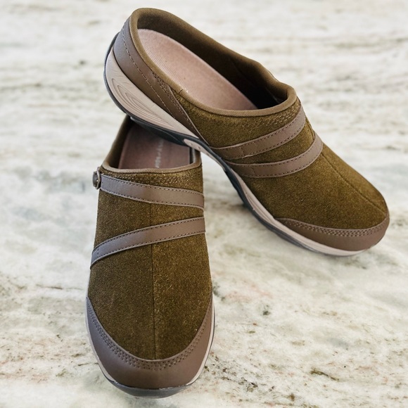 NWT Easy Spirit Round Toe Slip On Casual Mules - Picture 1 of 6